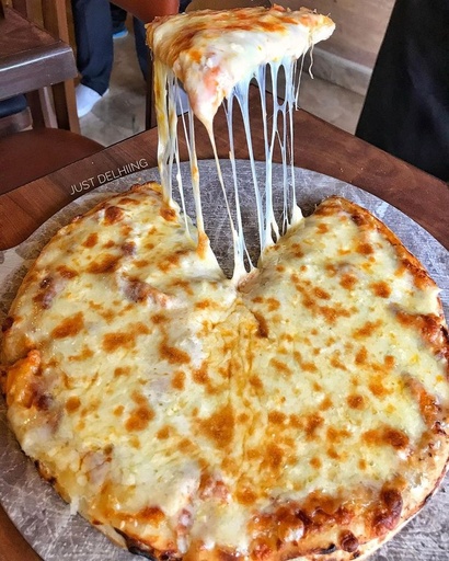 Pizza 4 Fromages